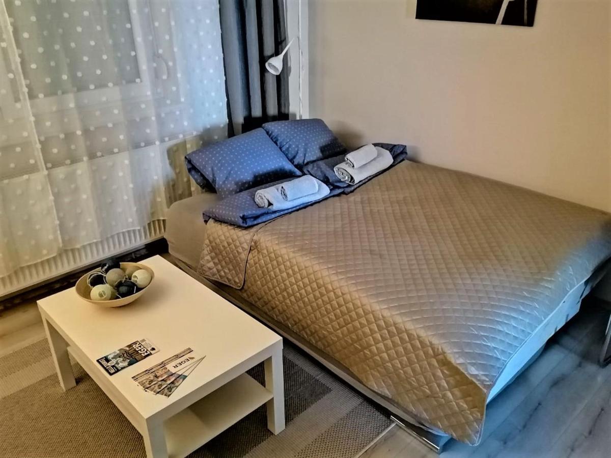 Sweet Central Apartment ,In The City Center Eger Exterior foto